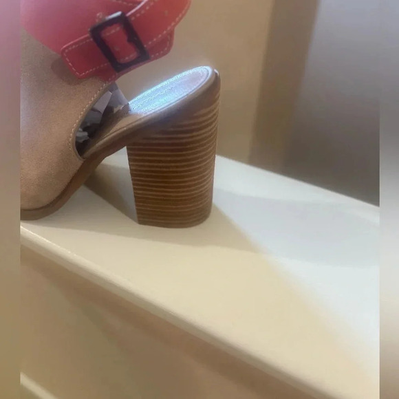 Women’s Kelsi Dagger Brooklyn Milton Suede Blocked Heeled Booties. Size 10. - Picture 5 of 14